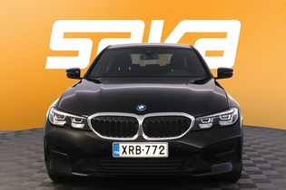 BMW 320 vaihtoauto