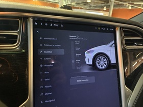 Tesla Model X vaihtoauto