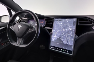 Tesla Model X vaihtoauto