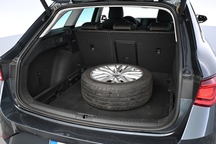 SEAT Leon Sportstourer vaihtoauto