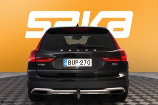 Volvo V90 Cross Country vaihtoauto