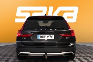 Volvo V90 Cross Country vaihtoauto