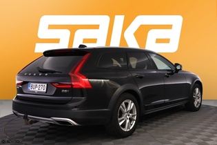 Volvo V90 Cross Country vaihtoauto