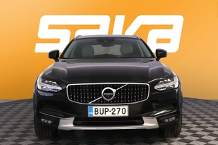 Volvo V90 Cross Country vaihtoauto