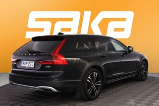 Volvo V90 Cross Country vaihtoauto