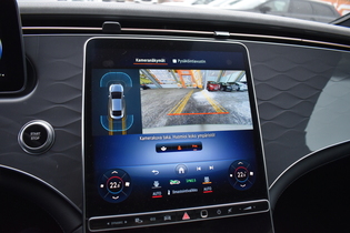 Mercedes-Benz EQE vaihtoauto