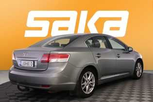 Toyota Avensis vaihtoauto