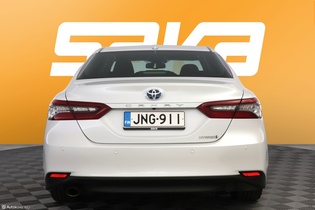Toyota Camry vaihtoauto