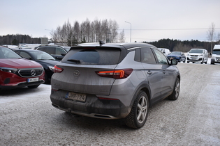 Opel Grandland X vaihtoauto