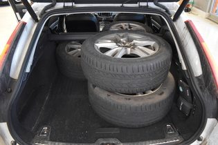 Volvo V90 Cross Country vaihtoauto