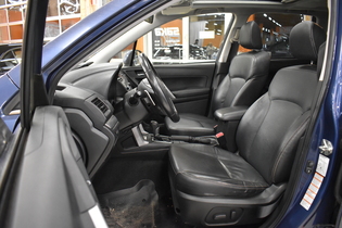 Subaru Forester vaihtoauto