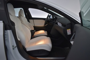 Tesla Model S vaihtoauto