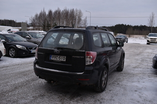Subaru Forester vaihtoauto