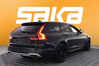 Volvo V90 Cross Country vaihtoauto