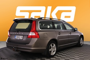 Volvo V70 vaihtoauto