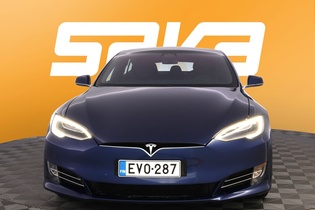 Tesla Model S vaihtoauto