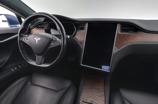 Tesla Model S vaihtoauto
