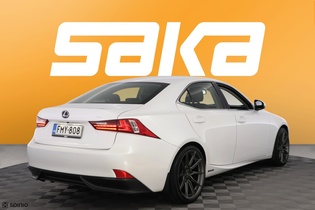 Lexus IS vaihtoauto
