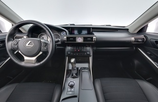Lexus IS vaihtoauto