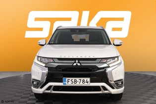 Mitsubishi Outlander PHEV vaihtoauto