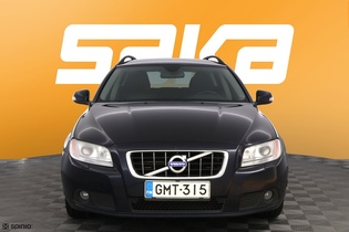 Volvo V70 vaihtoauto