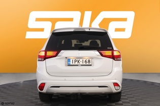 Mitsubishi Outlander PHEV vaihtoauto