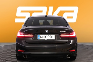 BMW 330 vaihtoauto