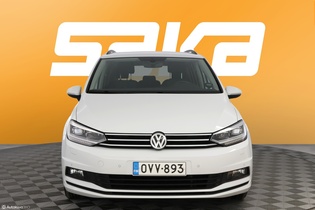 Volkswagen Touran vaihtoauto