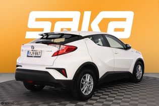 Toyota C-HR vaihtoauto