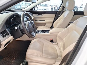 Jaguar XF vaihtoauto