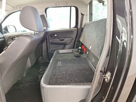 Volkswagen Amarok vaihtoauto