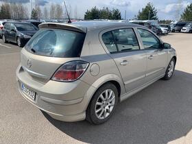 Opel Astra vaihtoauto