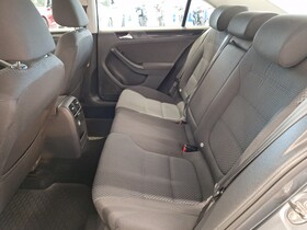 Volkswagen Jetta vaihtoauto