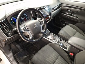 Mitsubishi Outlander PHEV vaihtoauto
