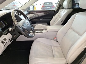 Lexus LS vaihtoauto