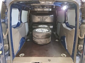 Ford Transit Connect vaihtoauto