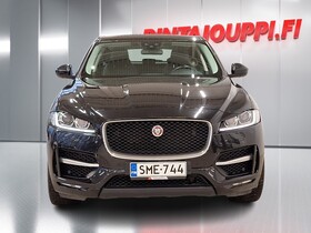 Jaguar F-PACE vaihtoauto