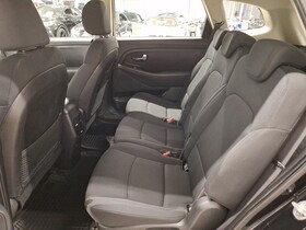 Kia Carens vaihtoauto