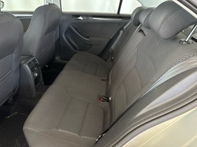 Volkswagen Jetta vaihtoauto