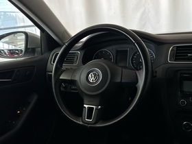Volkswagen Jetta vaihtoauto