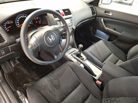 Honda Accord vaihtoauto