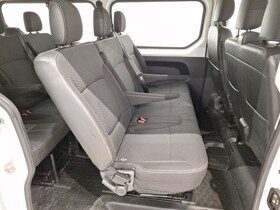 Opel Vivaro vaihtoauto