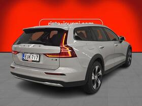 Volvo V60 Cross Country vaihtoauto