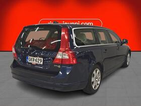 Volvo V70 vaihtoauto