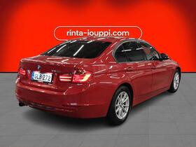 BMW 320 vaihtoauto