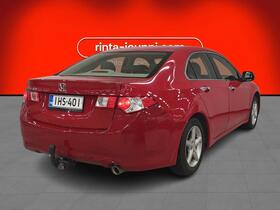 Honda Accord vaihtoauto