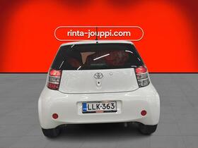 Toyota iQ vaihtoauto