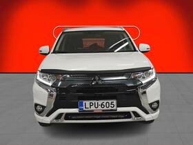 Mitsubishi Outlander PHEV vaihtoauto
