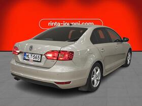 Volkswagen Jetta vaihtoauto