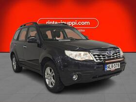 Subaru Forester vaihtoauto